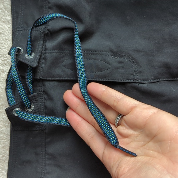 The north face black skirt size 6 sport - Picture 3 of 4